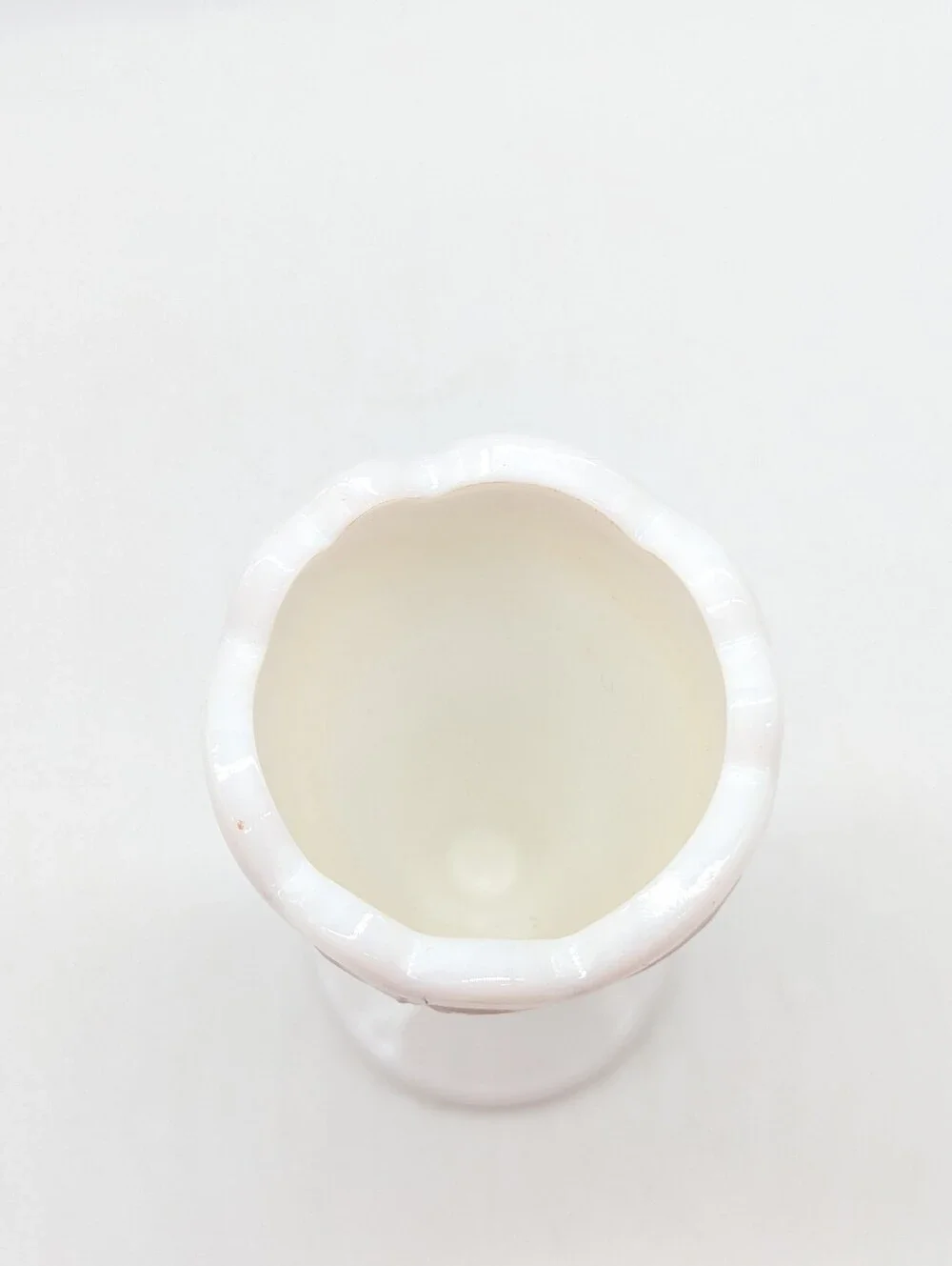 Vintage LE Smith Beads & Stars Milk Glass Bud Vase - Picture 4 of 8